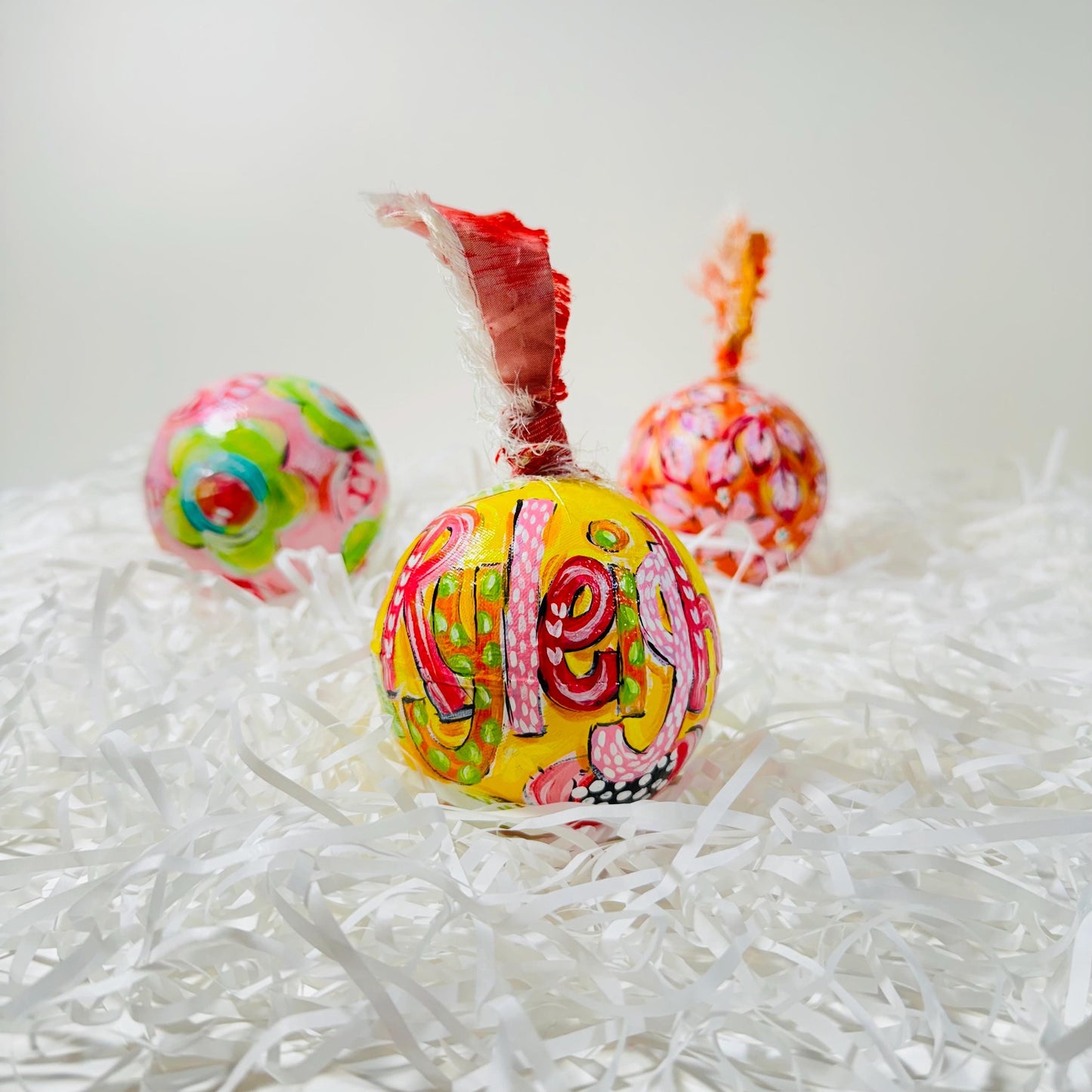 PAPER MACHE BAUBLE, YELLOW FLORAL