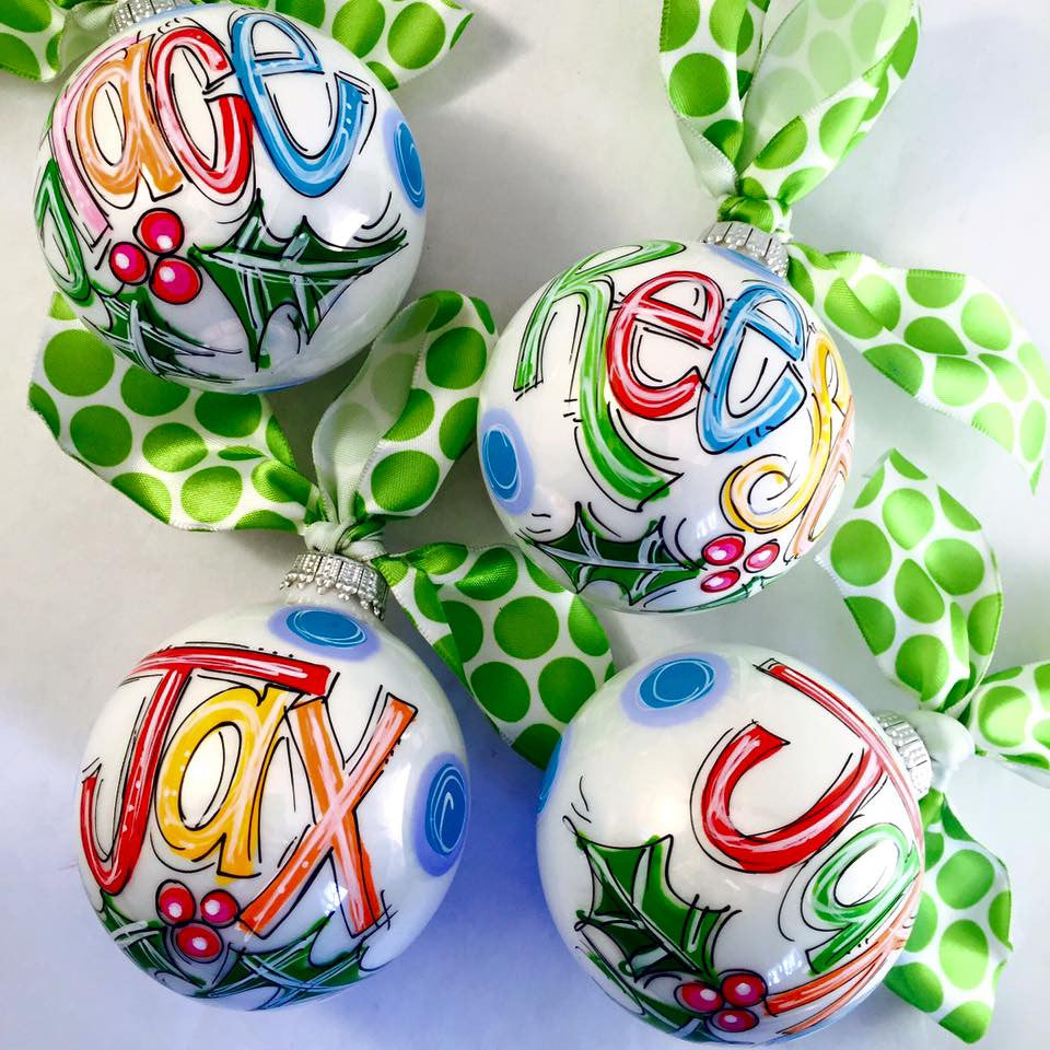 PERSONALIZED HOLLY ORNAMENT